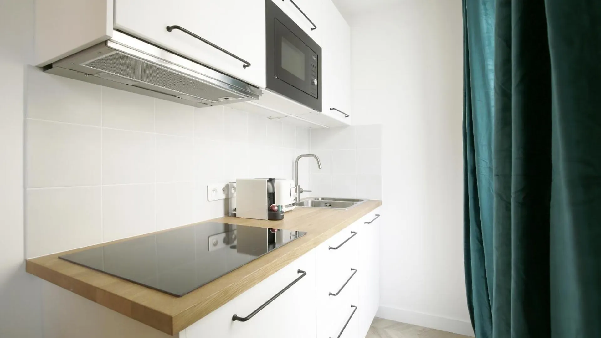 Apartment Relish Best Paris Baguette In Light-Filled Duplex France